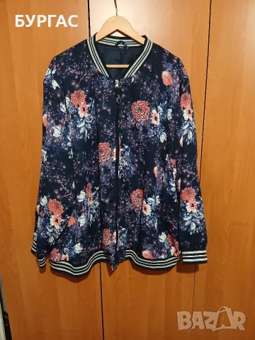 4xl Красиво цветно есенно/пролетно якенце с модерен дизайн с подплата като ново, снимка 4 - Якета - 56054072