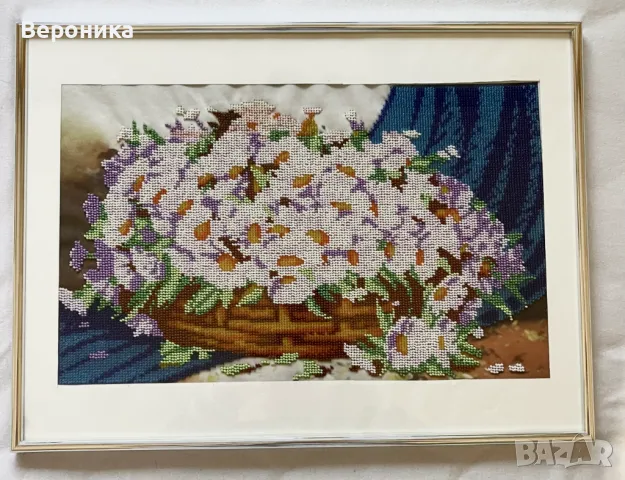ушит гоблен с чешки мъниста " Астри в кошница"