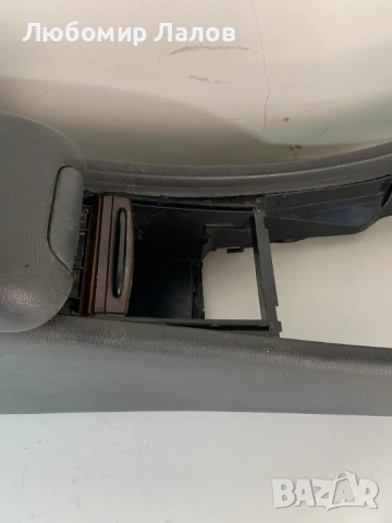 Подлакътник Mercedes-Benz C-class W203 (00-04)г. , снимка 5 - Части - 50682394