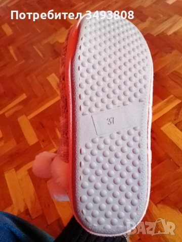 Уютни дамски плетени домашни ботуши , снимка 4 - Пантофи - 53770371