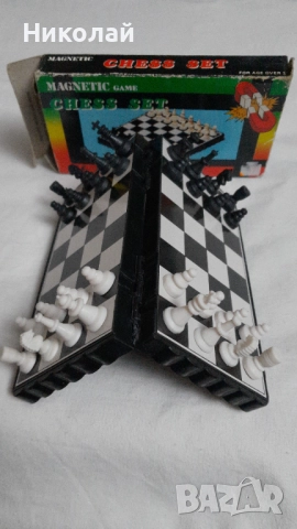 Джобен магнитен шах, снимка 2 - Шах и табла - 52550466