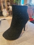 Дамски боти на ток с камъчета, снимка 1