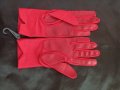 Червени  ръкавици от еластичен сатен и кожа , снимка 1 - Ръкавици - 41557084
