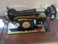 Продавам много запазена шевна машина от соца, снимка 1