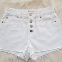 Бели къси дънки с висока талия размер S, снимка 2 - Панталони - 41681647