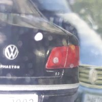 Volkswagen Phaeton 2002 6.0 W12. Black Color. top  top top  rare  model..1.43.  Ixo/Deagostini., снимка 12 - Колекции - 41335126