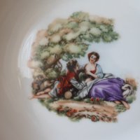Порцеланова чиния Ромео и Жулиета Изида , снимка 3 - Чинии - 41751199