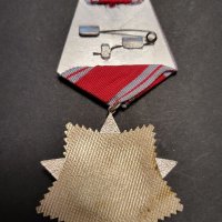 Орден народна свобода 2-ра степен , снимка 2 - Антикварни и старинни предмети - 40229650
