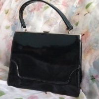 Винтидж лачена чанта от 60те години на миналия век , снимка 1 - Чанти - 41242691