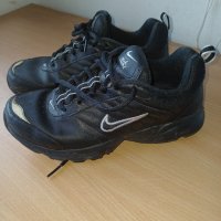 Черни маратонки Nike 38.5 , снимка 2 - Маратонки - 41815704