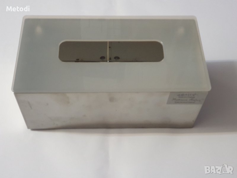 Кутия за салфетки с възможност за монтаж на стена. Размери 23,5см х 12см х 9см., снимка 1