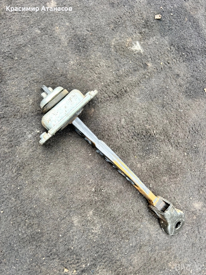 Ограничител врата преден десен за Шевролет каптива. 2006-2010г, снимка 1