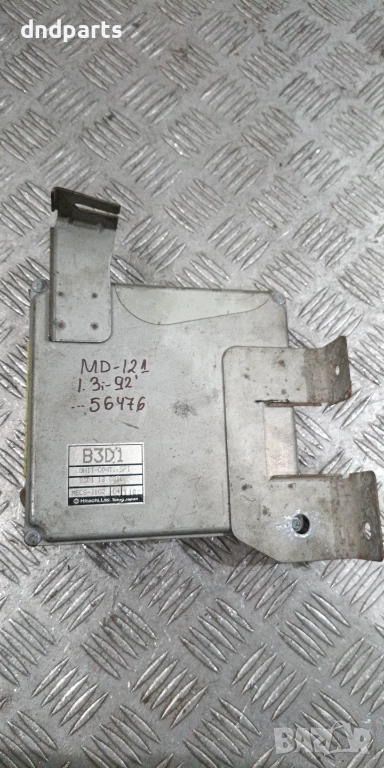 Компютър Mazda 121 1.3i 1992г. B3D118881C MECS-J102 , снимка 1