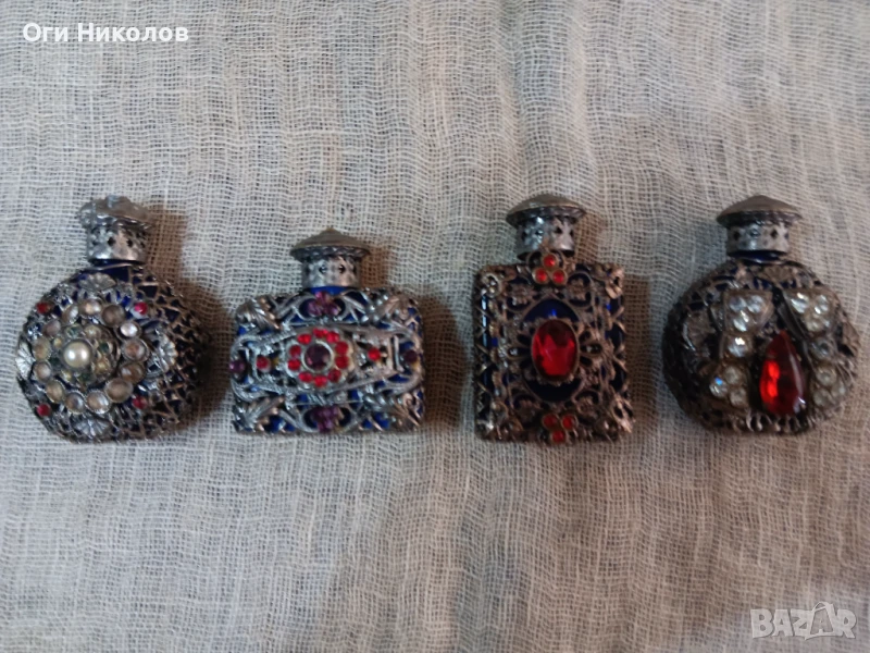 Лот от шишенца от парфюм с метален обков и цветни камъни, снимка 1