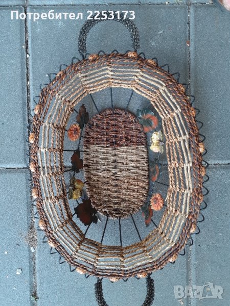 Метален панер с украса, снимка 1