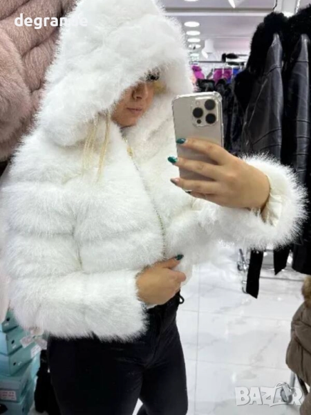 БЕЗПЛАТНА ДОСТАВКА Уникално дамско палто с качулка , снимка 1