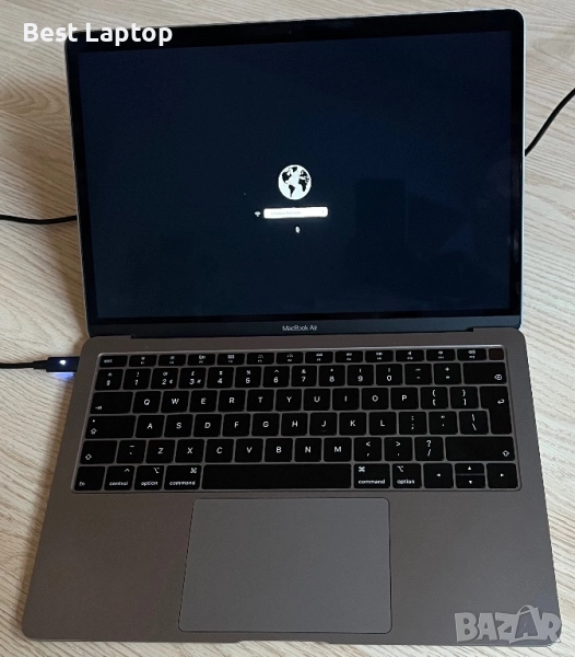MacBook Air 2019 Retina i5 8gb 256gb за части , снимка 1