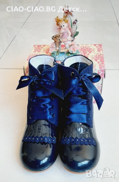 №28-№32 Кокетни Испански детски боти за момиче в тъмно синьо, лачени с цип и връзки, снимка 1