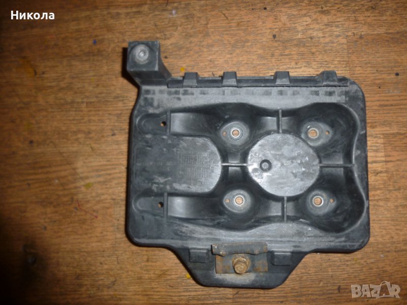 Стойка акумулатор Фолксваген Голф 4 1.9 тди 110 к.с, снимка 1