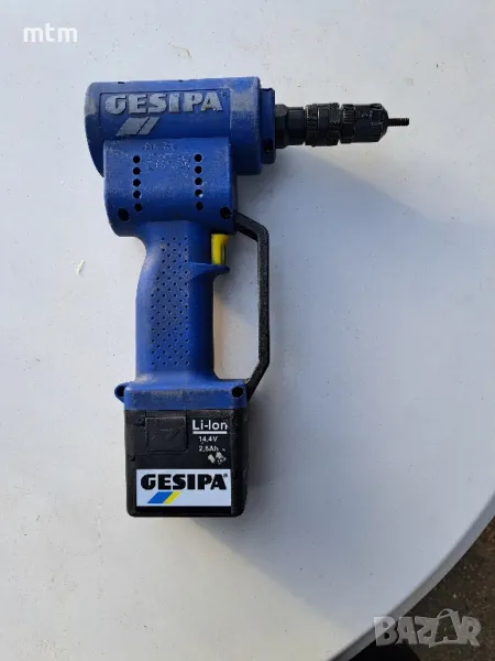 акумулаторна нитачка за гайки, снимка 1