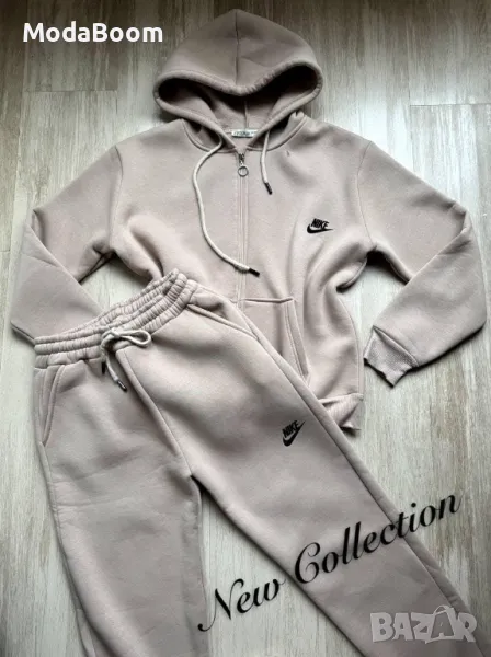 Ватиран дамски комплект NIKE , снимка 1