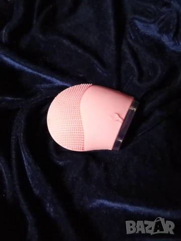 Ултразвуков силиконов уред за почистване и масаж на лице Силиконова четка за почистване на лице, снимка 7 - Масажори - 53572145