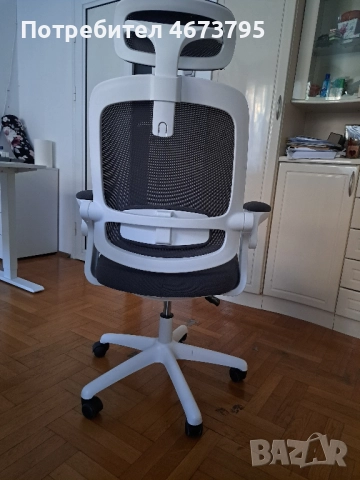 Ергономичен офис стол с колелца, снимка 4 - Столове за офис - 52819320