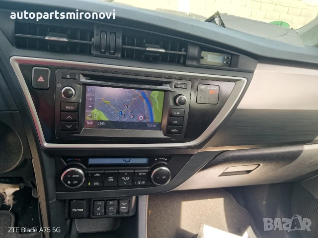 Аурис 2013 дизел НА ЧАСТИ, снимка 13 - Автомобили и джипове - 51159518