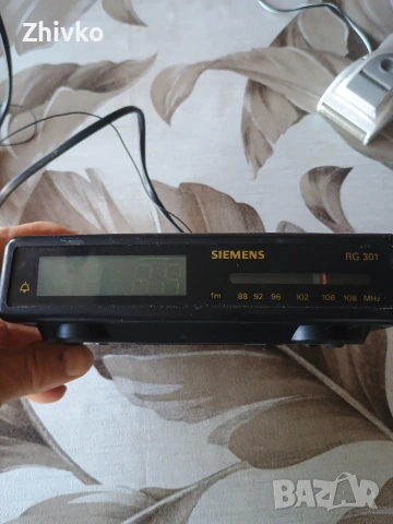 радио с аларма , снимка 2 - Радиокасетофони, транзистори - 53253696