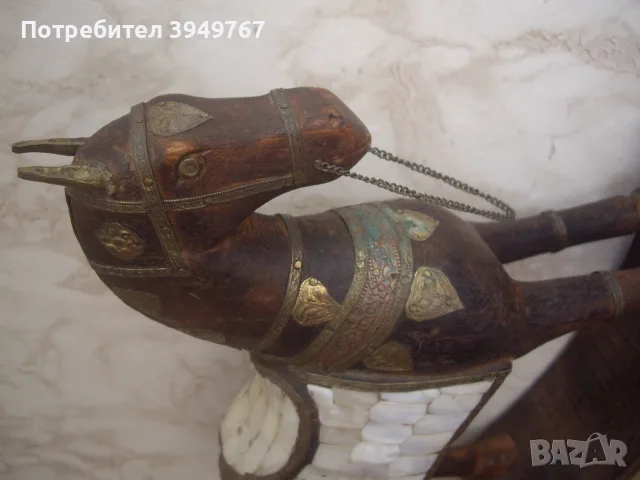 Дървен кон украсен със седев и бронз., снимка 3 - Статуетки - 55742316