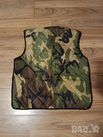 Ловен елек Двулицев размер М, снимка 2 - Якета - 52557064