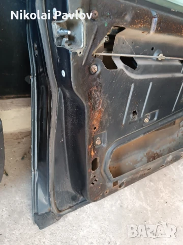 Врати за Мерцедес 123 , снимка 6 - Части - 51059486