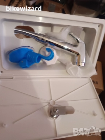 Awagas 23x11.5 см душ за кемпер / каравана с превключвател за гореща и студена вода НОВО, снимка 6 - Къмпинг мебели - 51440324