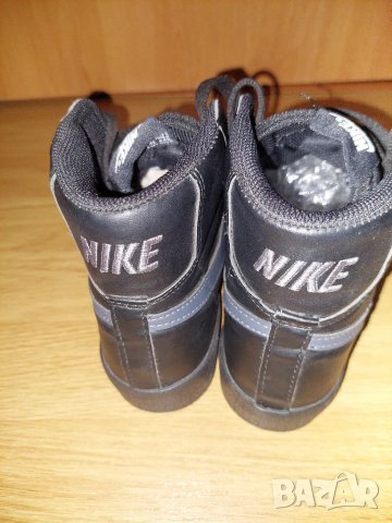 Нови кецове Nike, снимка 3 - Кецове - 38649639