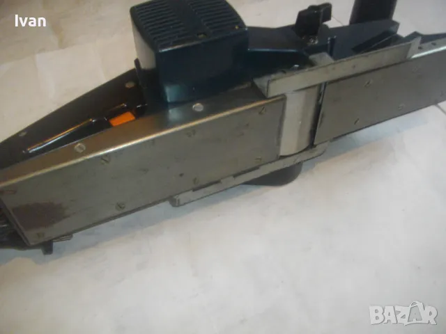 ГОЛЯМО ПРОФЕСИОНАЛНО ЕЛЕКТРИЧЕСКО РЕНДЕ 900 ВАТА 45СМ 6,0КГ AEG Старо качество ОТЛИЧНО 75мм ножове , снимка 8 - Други инструменти - 47967005