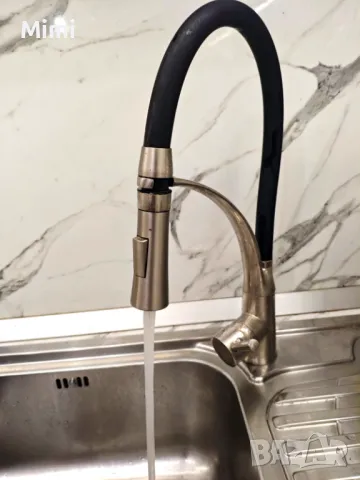Кухненски смесител за кухня с чучур и 2 вида пръскане