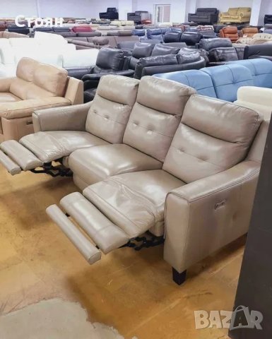 Бежов кожен диван тройка с електрически релакс механизъм "Violino", снимка 3 - Дивани и мека мебел - 41374918