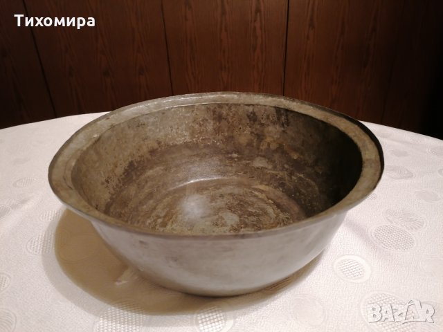 Стара медна купа