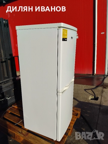 Хладилник с фризер , снимка 2 - Хладилници - 52827930
