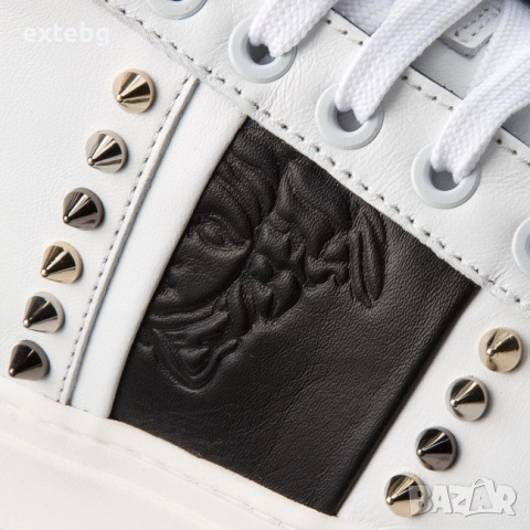 VERSACE оригинални кожени кецове, снимка 9 - Маратонки - 52354140