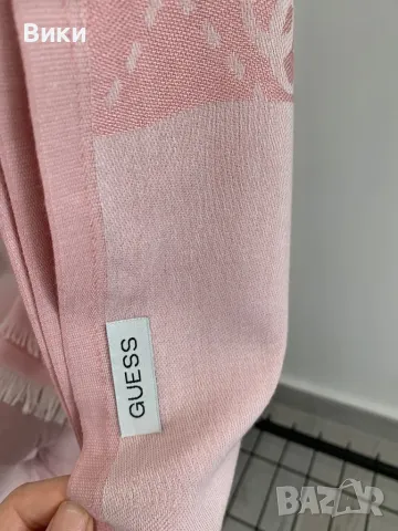 Шал на Guess , снимка 6 - Шалове - 48981244