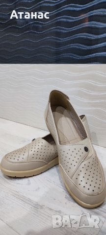 Олекотени дамски обувки 