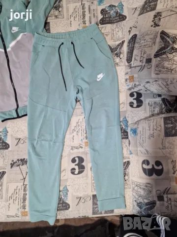 Оригинален Nike Tech Fleece екип , снимка 4 - Спортни дрехи, екипи - 48506628