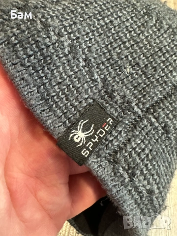 Оригинална мъжка зимна шапка Spyder размер универсален, снимка 3 - Шапки - 53010693