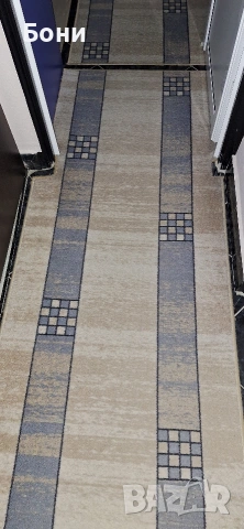 Продавам килим + 3 пътеки, снимка 2 - Килими - 53576254