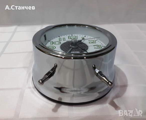Часовник будилник с лампичка и фосфорни цифри, снимка 5 - Декорация за дома - 53225737