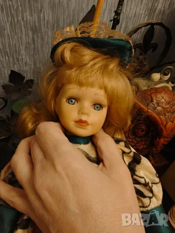 Стара порцеланова кукла ръчна изработка от 70 те год, снимка 4 - Колекции - 47972391