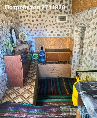 Продавам къща с двор в село Каравелово, снимка 13 - Къщи - 53683793