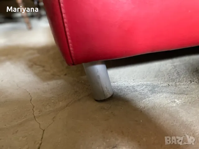 Червен кожен диван , снимка 4 - Дивани и мека мебел - 50055757