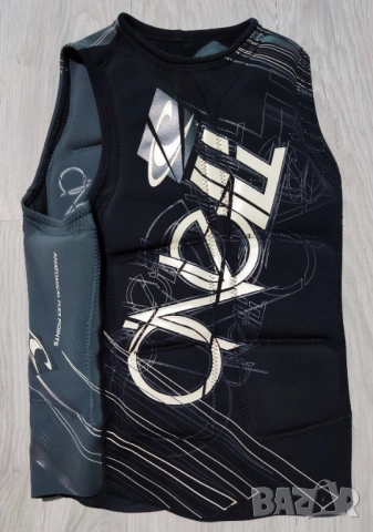 Най-добрите висок клас жилетки за джет,уейкборд,кайт и др.водни спортове, снимка 3 - Водни спортове - 28891351